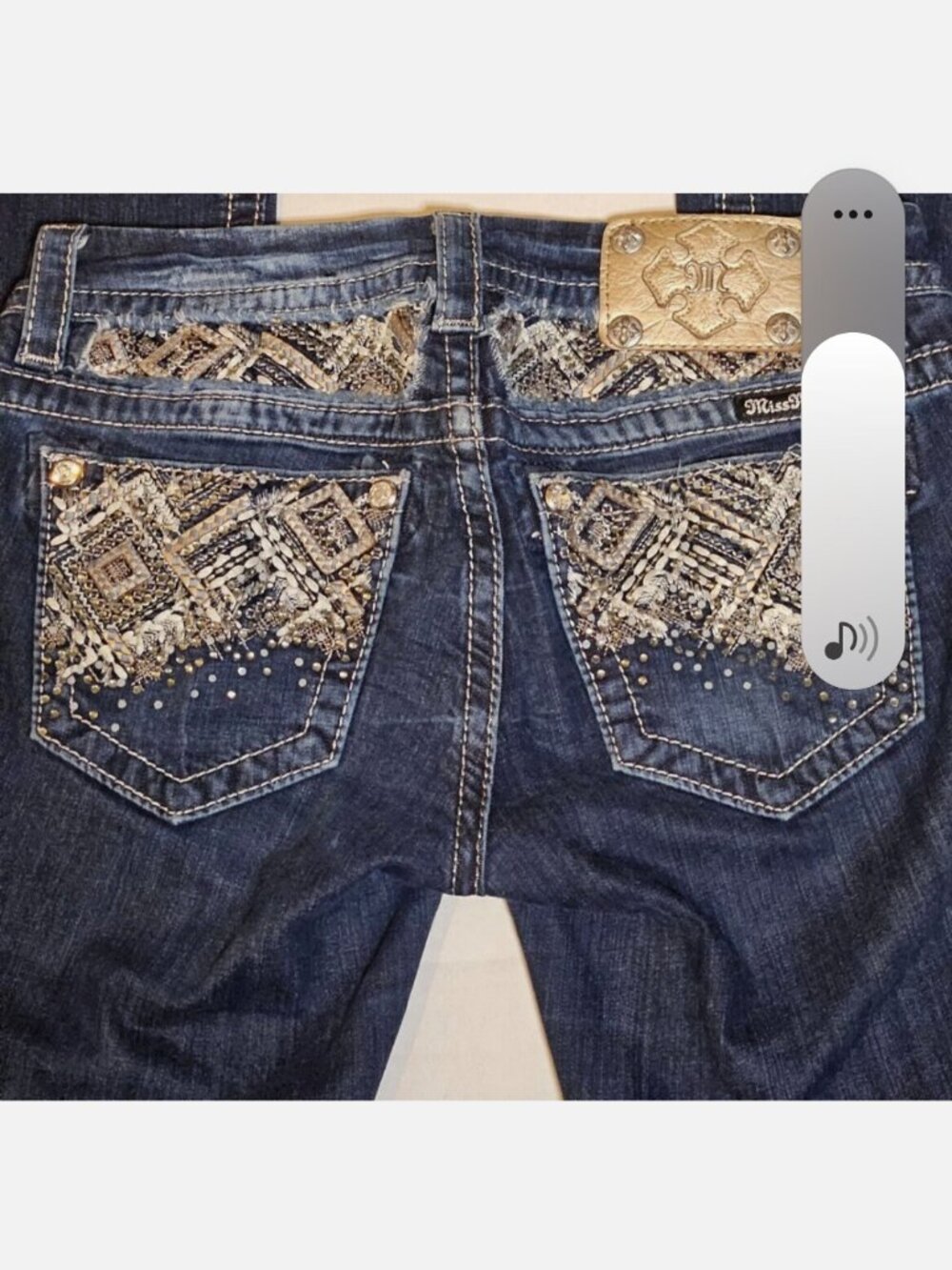 Miss Me Boot Cut Jeans Size 27. Gold Back Tag With Gold & Silver Beading - Picture 2 of 6